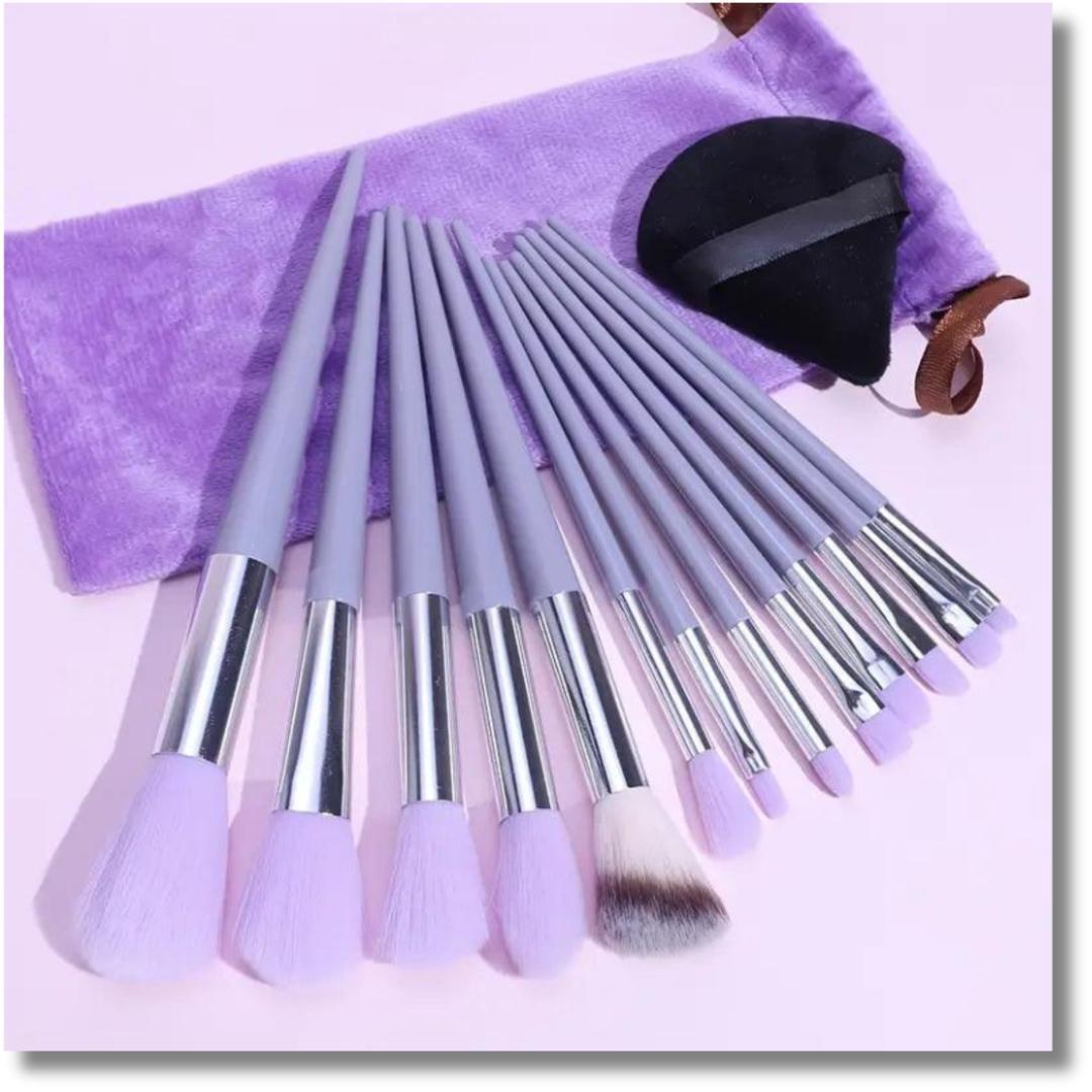 13 Pcs Makeup Brushes Set for Blending Concealer & Powder