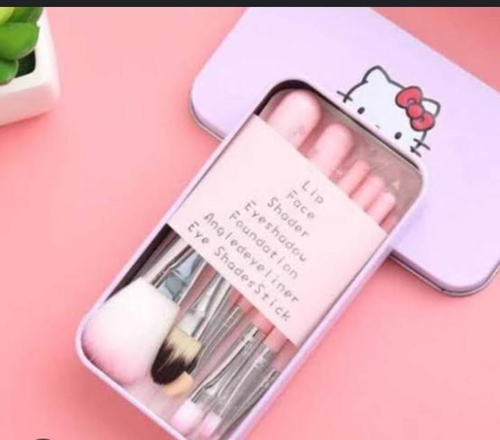 7 Pcs Makeup Brush Set - Everyday Starter Kit - Elora Pakistan