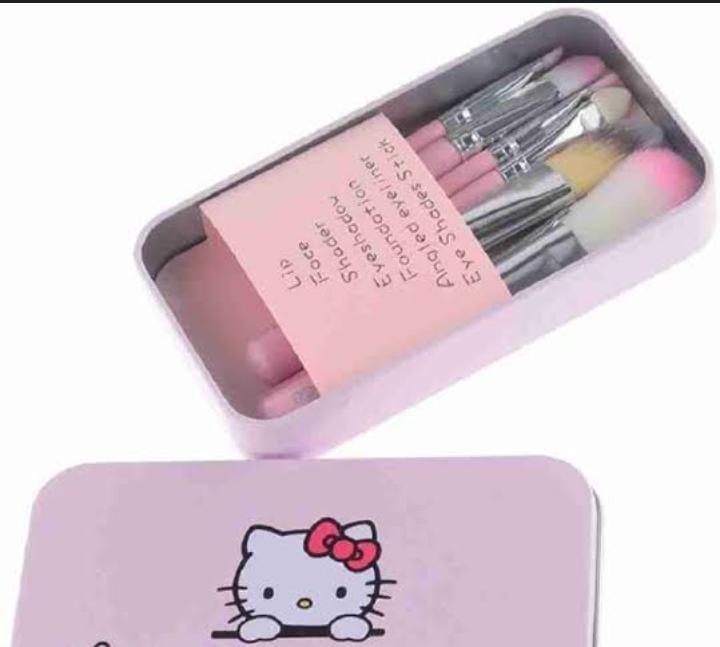 7-Piece Makeup Brush Set for Flawless Makeup at Home